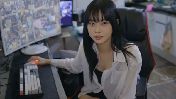 阿西美女室友竟然手机版本截图3